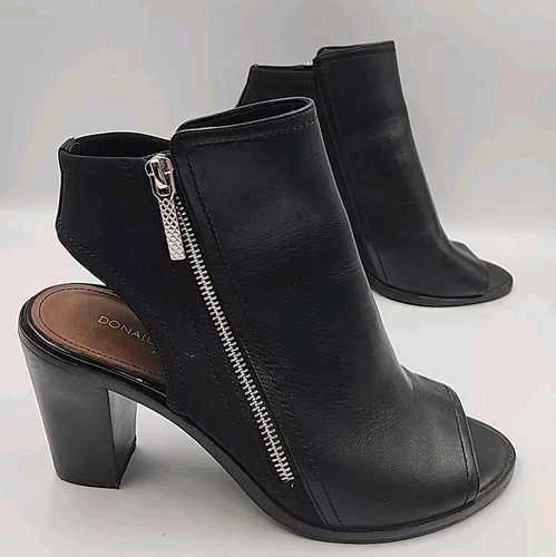 Donald J Pliner  Women's Size 9 Black Leather Open Toe Zip Bootie