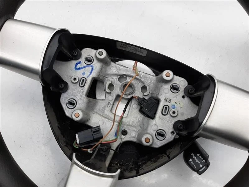 Chevrolet Uplander 2005 2006 2007 2008 2009 volante crucero con controles Foto 4 de 4