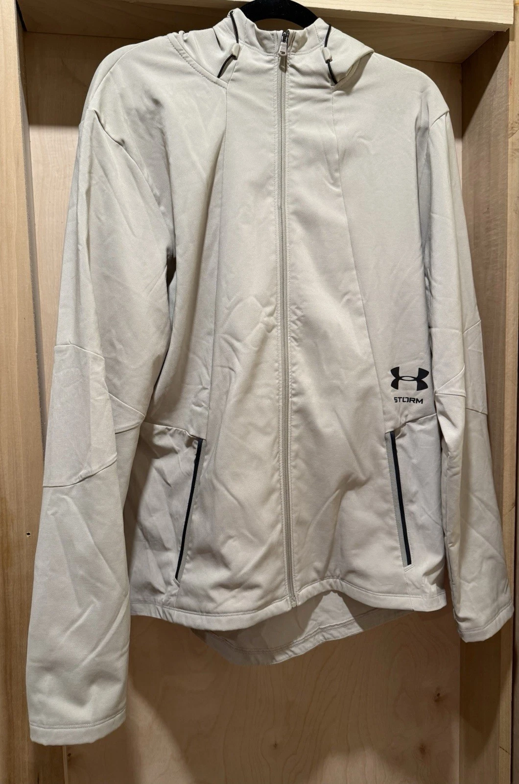 UnderArmor Men's Beige Storm Jacket Size Large Zip Up Long Sleeve
Opens in a new window or tab