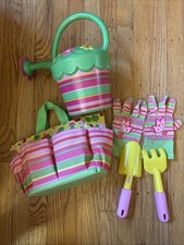 Melissa & Doug Sunny Patch Pretty Petals Gardening Tote bag & Watering Can