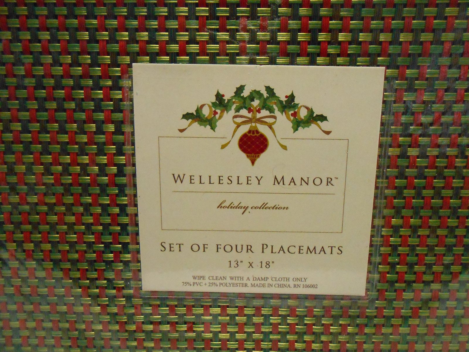 Two Sets of Four Wellesley Manor Holiday Collection Placemats 13" by 18" eBay