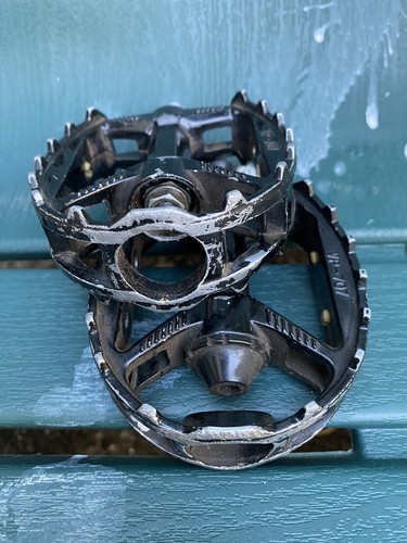 Vintage Bear Trap Style Pedals - VP-707 BMX & Mountain Bike 9/16” Old School - Picture 6 of 9