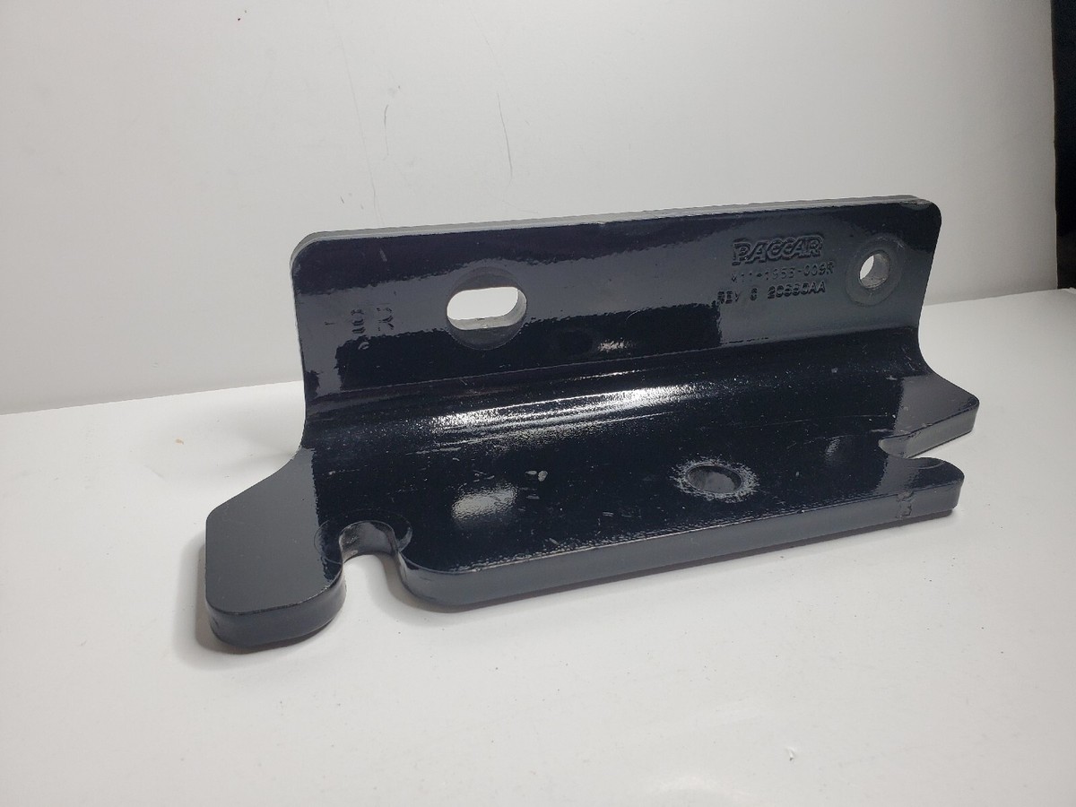 PACCAR Right Bracket M11-1953-009R (20550AA) DEF Tank, Hanger