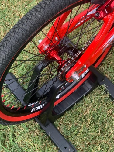 1130 Rad Cycle Bike Stand Portable Floor Rack Bicycle Park for Smaller ...