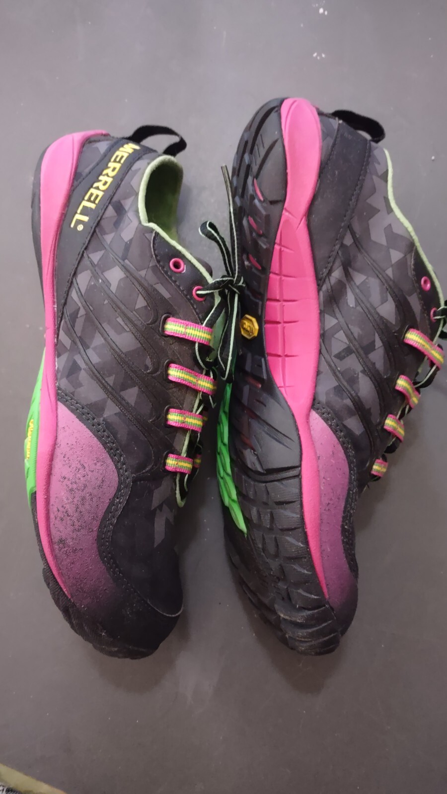 SAOLA Scarpe da corsa Merrell a piedi nudi donna taglia 11 usate suola Vibram