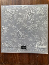 Stampin' Up LAYERED FLORALS 3D Embossing Folder Flower Background Texture