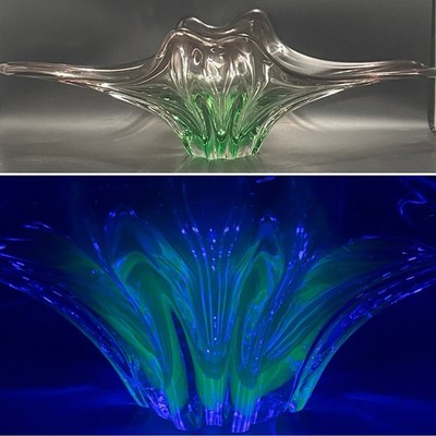 Murano Uranium Glass Green Purple Freeform Console/Center Bowl