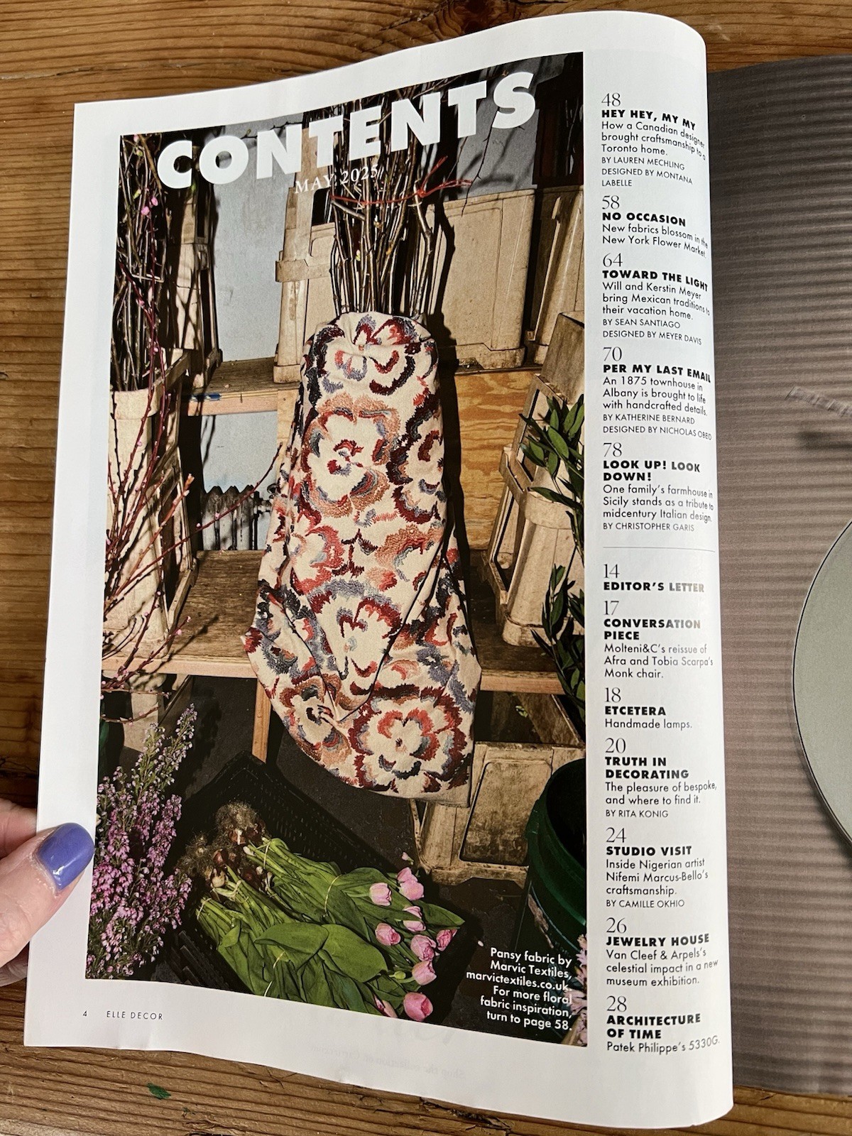 Magazine - ELLE DECOR - May 2025 - Little Things / Pottery / Greek Key Mural