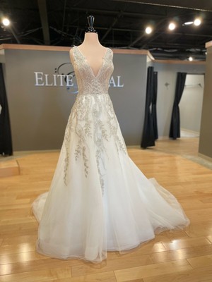 Pronovias Wedding Dress - Rogers, Off 