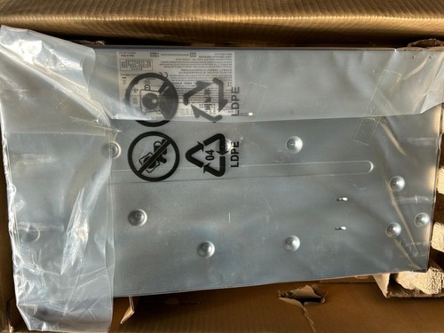 Aruba 2530 24 switch J9782A: NEW - Picture 4 of 6