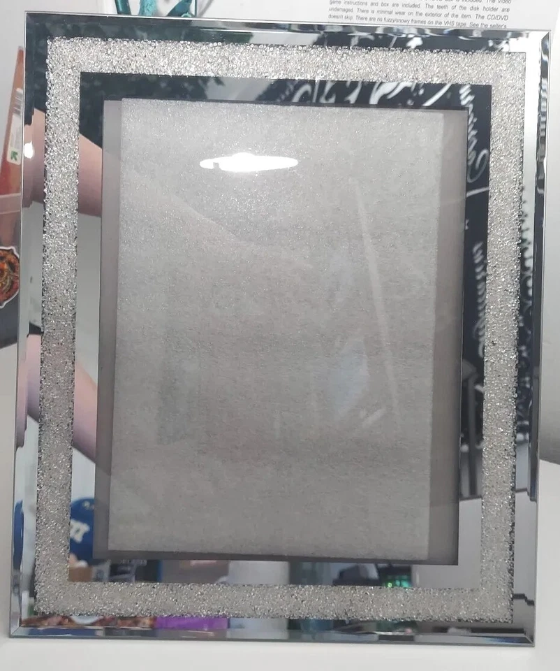 Nanette Lepore 镜面银色水钻相框适合 9.5 英寸×7.5 英寸 — 第 3/4 张图片