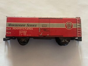 MARX 4 WHEELED PRR MERCHANDISE SERVICE BOX CAR   - VERY, VERY GOOD CONDITION