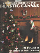 LEISURE ARTS CHRISTMAS PROJECTS FOR PLASTIC CANVAS PATTERN LEAFLET 153  1979