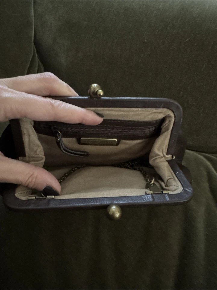 Isabella Fiore Leather Clutch/Shoulder Bag - Image 4 of 4