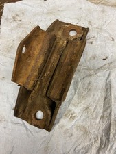 Ford T18 Manual Transmission Mounting Bracket Trans Mount 67-79 Truck 71-5 Ford T18 Manual Transmission Mounting Bracket Trans Mount 67-79 Truck 71-5
