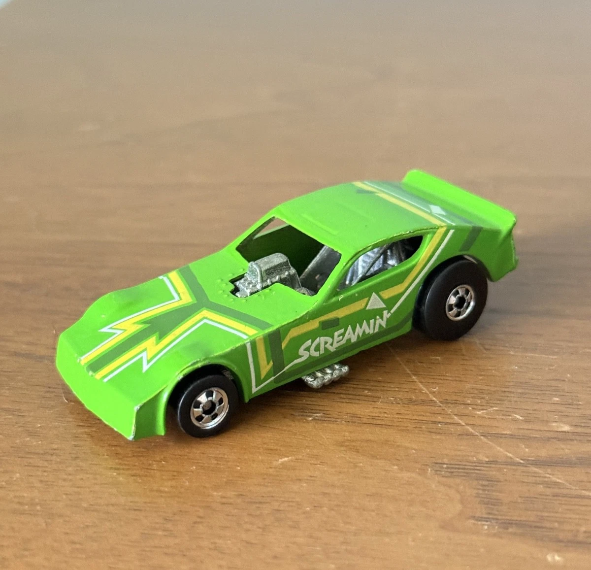 Hot Wheels 1977 Funny Car In Vintage Manufacture Diecast Cars