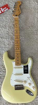 Fender Player II Stratocaster guitar, Maple Fingerboard, Hialeah Yellow - MIM