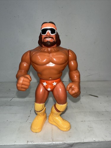 WWF Hasbro Macho Man Randy Savage Wrestler Figure ...