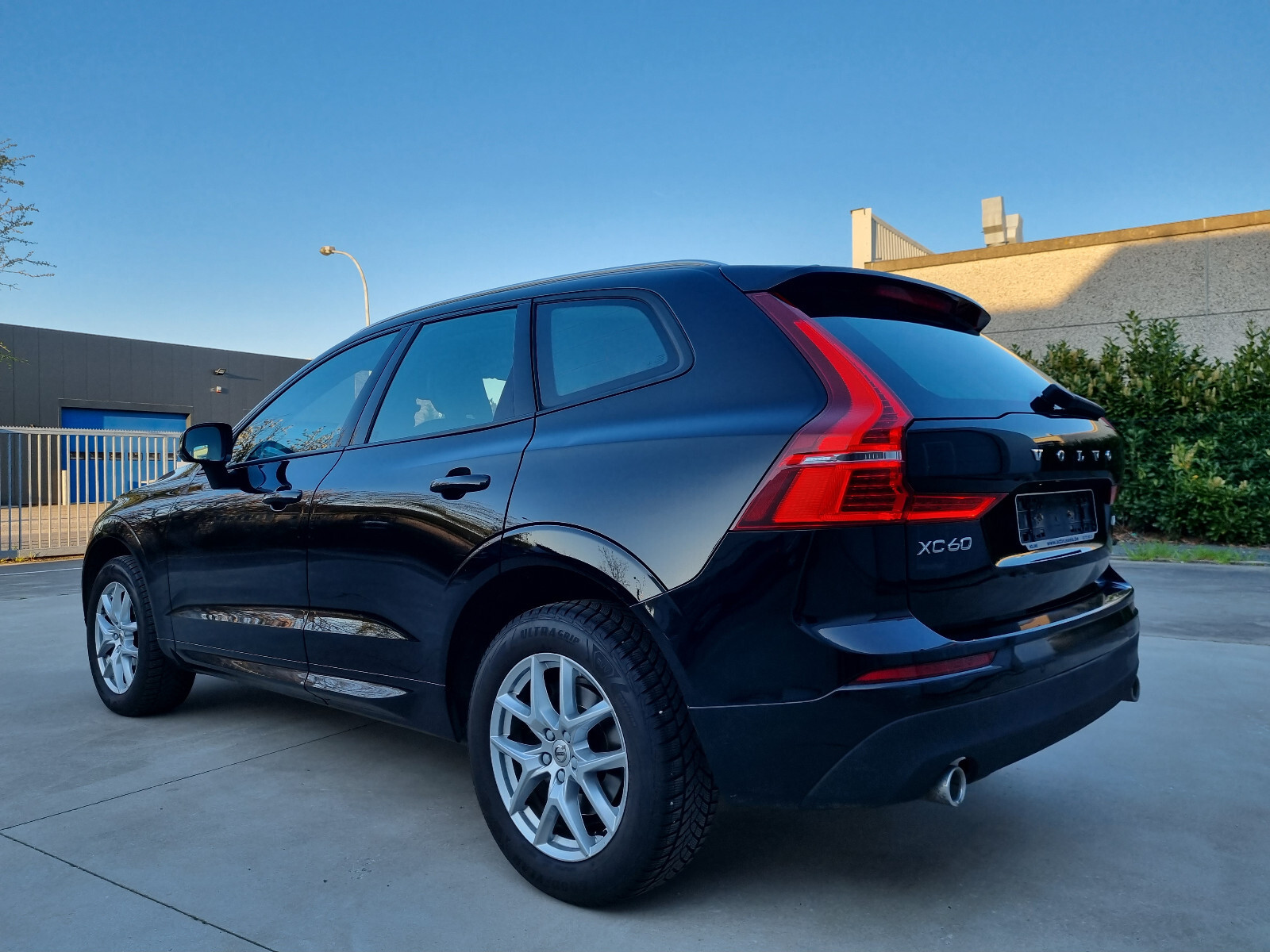 Volvo XC60 2.0 D4 190cv ! AWD (4x4) GEARTRONIC (EU6d-TEMP) - Photo 17/21