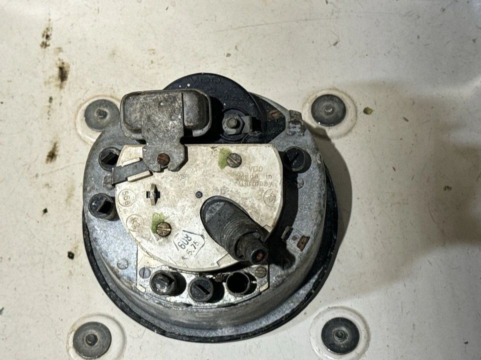 Velocímetro Volkswagen Super Beetle temprano VW Bug 100 MPH Foto 4 de 4