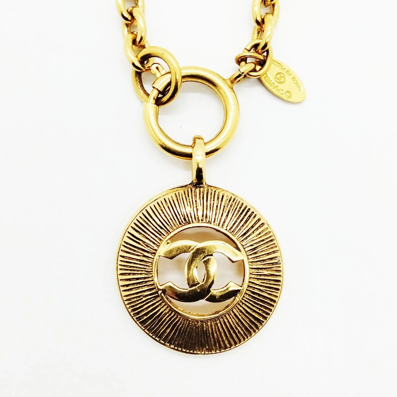 Collana con ciondolo Chanel oro 3273929