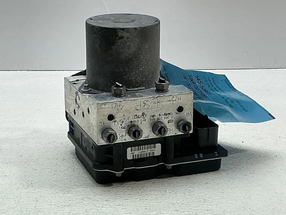 AUDI A4 2013 conjunto de piezas de freno antibloqueo AWD Quattro Thru 27/05/13 466690 Foto 3 de 4