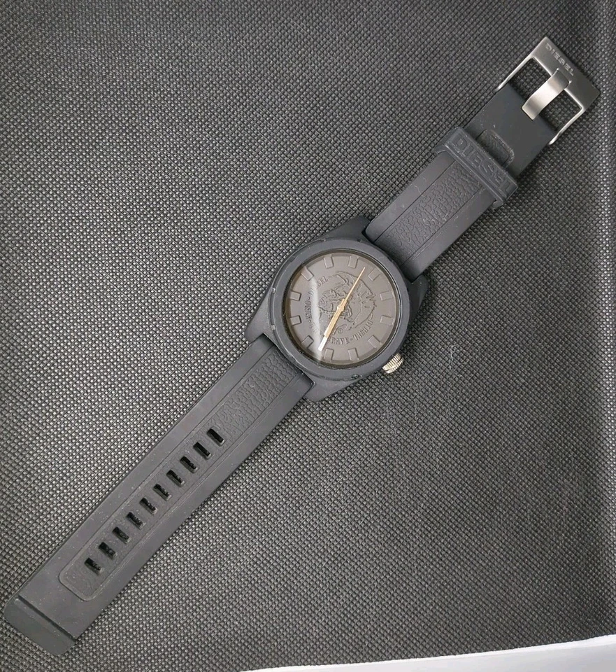 Reloj Diesel Company Series Hombre DZ-1591 46mm Negro Logo Dial Batería Nueva Foto 3 de 4