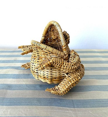 Toller Mid Century Modern kleiner Weidenfrosch Aufbewahrungskorb Olivier Cajan