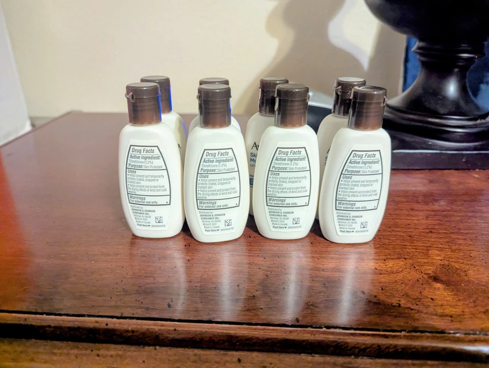 Lot of 8 - Aveeno Skin Relief Moisturizing Lotion Therapeutic 1oz 9/26 - NEW - Image 2 of 2