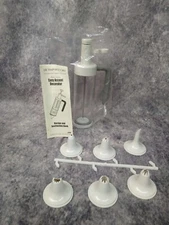 Pampered Chef #1770 Easy Accent Decorator w/ 6 Frosting Tips Complete in Box VGC