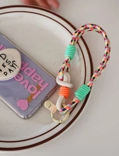 Korean Finger Tab & "Lollipop" Hand Strap Set - Premium Smartphone Accessory