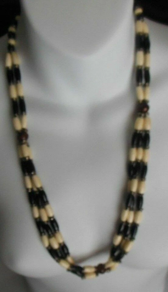 OFF WHITE Collana filo di perline bianco e nero pesante con distanziali tono argento legno