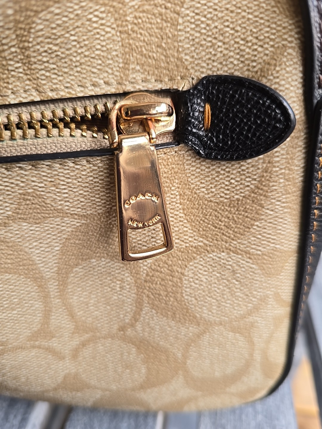 coach shoulder backpack - image 3