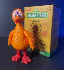 Super 7 Reaction Sesame Street Blind Box Big Bird Around The World POUPAS
