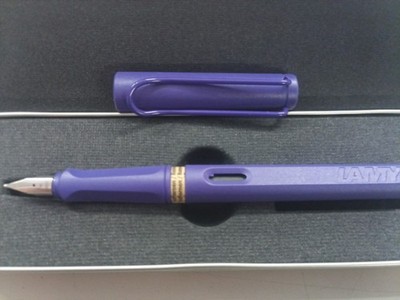 Füllhalter LAMY safari violet, Feder M