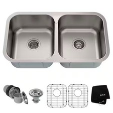 KRAUS Premier 32-inch 18 Gauge Undermount 50/50 Doub Satin-Certified Refurbished