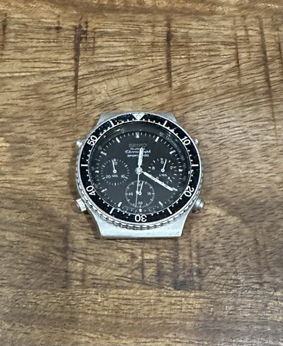 Vintage Seiko Sports 100 Men's Watch 7A28-7049 Chronograph April 1984