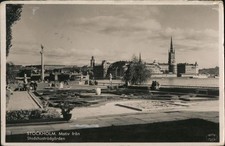 Stockholm, Sweden Motiv fran Stadshustradgarden Original Vintage Postcard