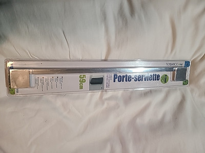 TENDANCE 59 CM 23 1/2'' Towel Rack Chrome