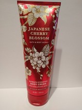 Bath  Body Works Japanese Cherry Blossom Ultimate Hydration Body Cream 8 oz New