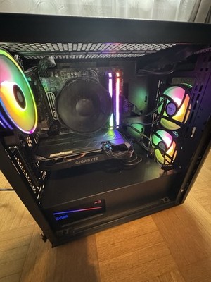 Gaming PC+ DELL Monitor Full HD