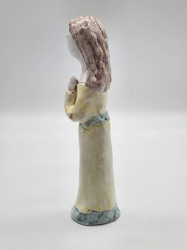 Clay Pottery Figurine Mary / Praying Girl signed Portugal 8" - Picture 12 of 17