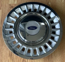 NEW 1998-2002 Ford CROWN VICTORIA 16" Chrome Hubcap Wheelcover FACTORY ORIGINAL