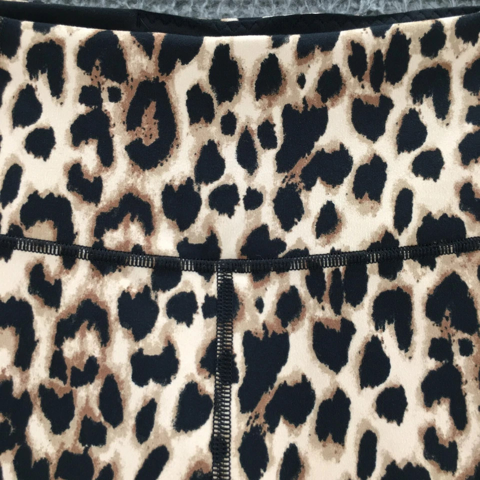 Victorias Secret Capri Leggings Womens 6 (actual 24x25) Multicolor Leopard Print - Image 3 of 4