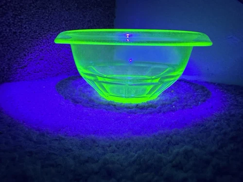 Vtg Uranium Green Depression Hazel Atlas Small Nesting Bowl