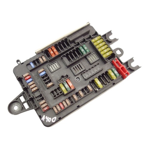 BMW 1er F20 F21 116i 100kW Steuergerät Sicherungskasten 9261111 Bj2011