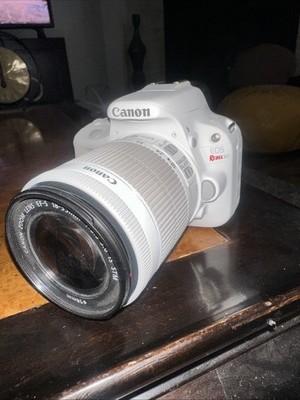 Canon EOS Rebel SL1 18.0MP DSLR Camera Kit w/ EF-S 18-55mm IS STM Lens