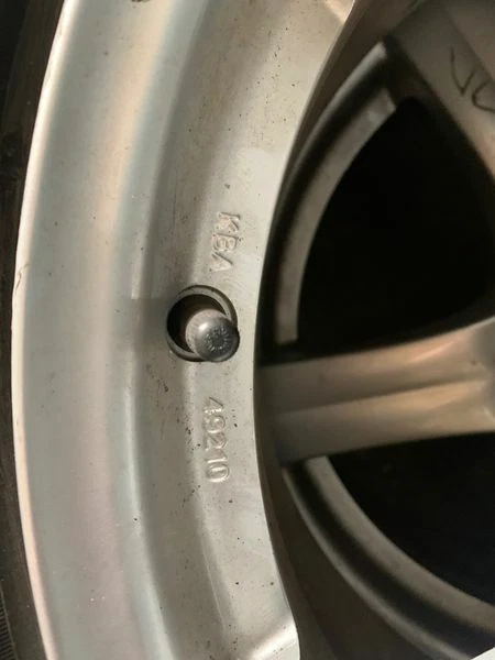 VW ENZO Komplettrad Satz Winterreifen, 7J x 17" ET39 mit 205/50 ca.7,5 mm - Bild 4 von 4