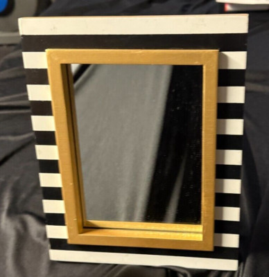 Stand up Framed mirror