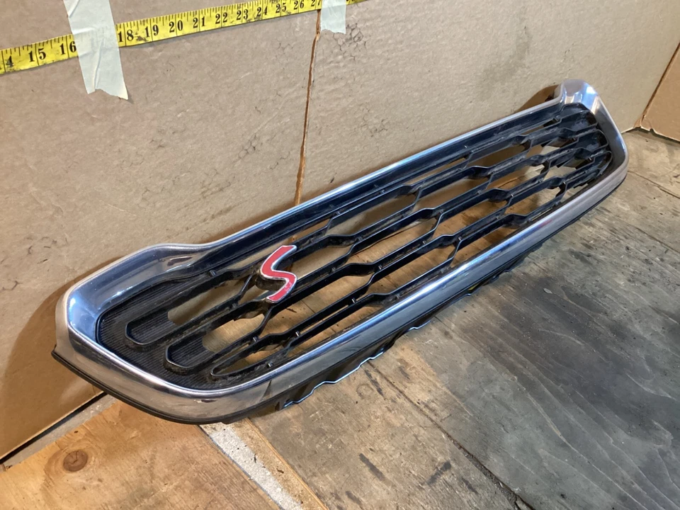 Rejilla de parachoques delantero para mascotas Mini Cooper Paceman S 1.6 2013-2016 9808933 OEM. Foto 2 de 4